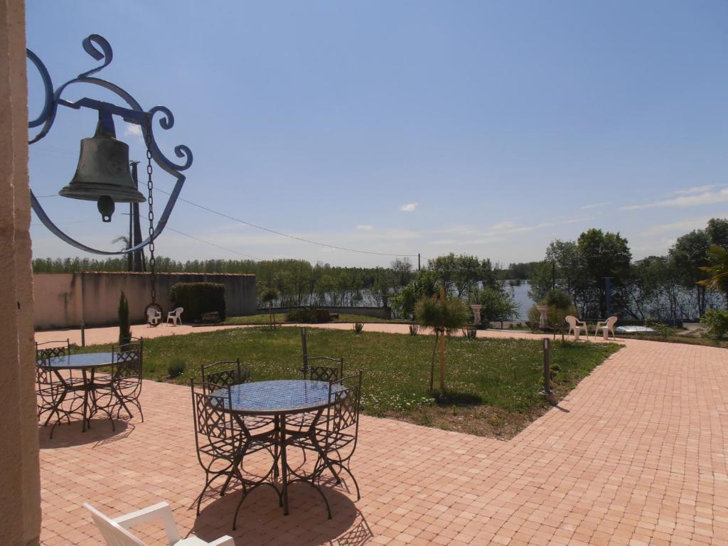 Chateau Sainte Marie Hotel Dompierre-sur-Charente Luaran gambar