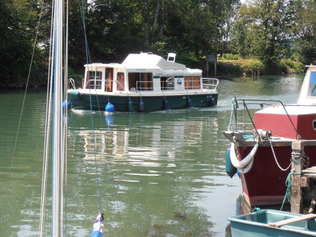 Chateau Sainte Marie Hotel Dompierre-sur-Charente Luaran gambar