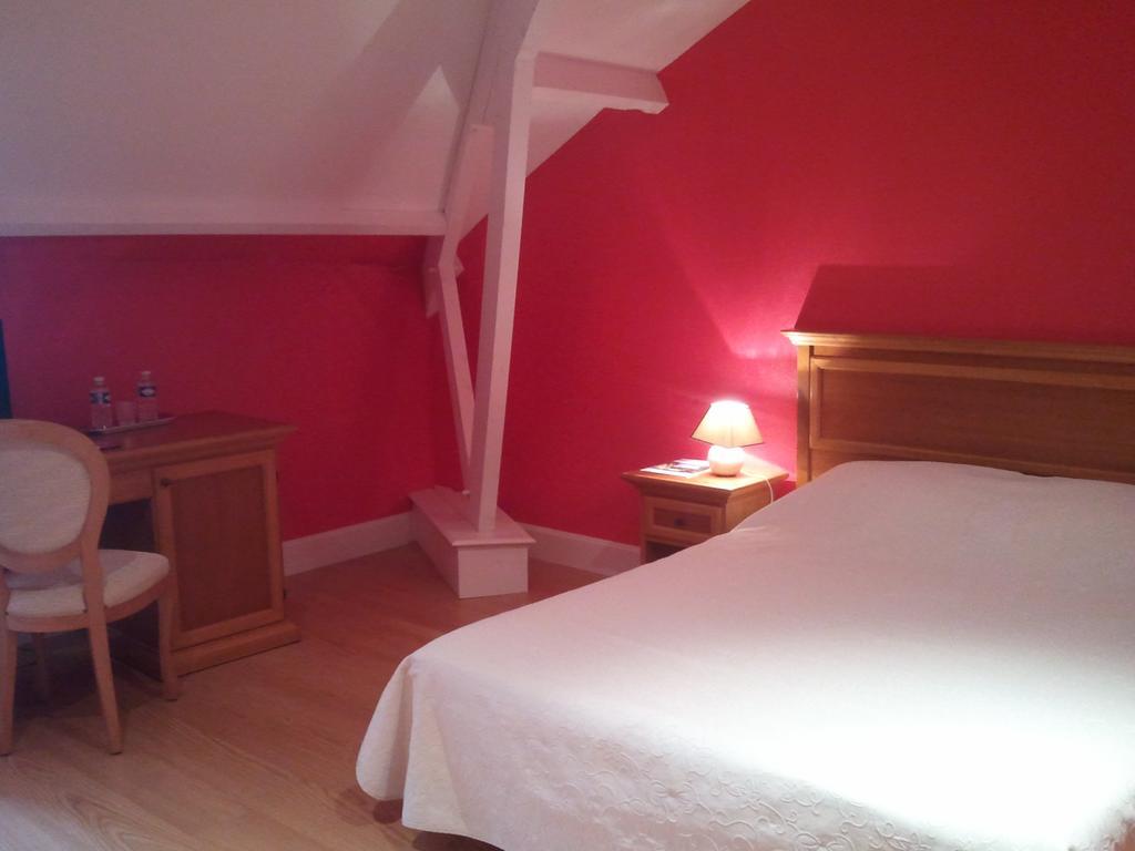 Chateau Sainte Marie Hotel Dompierre-sur-Charente Bilik gambar