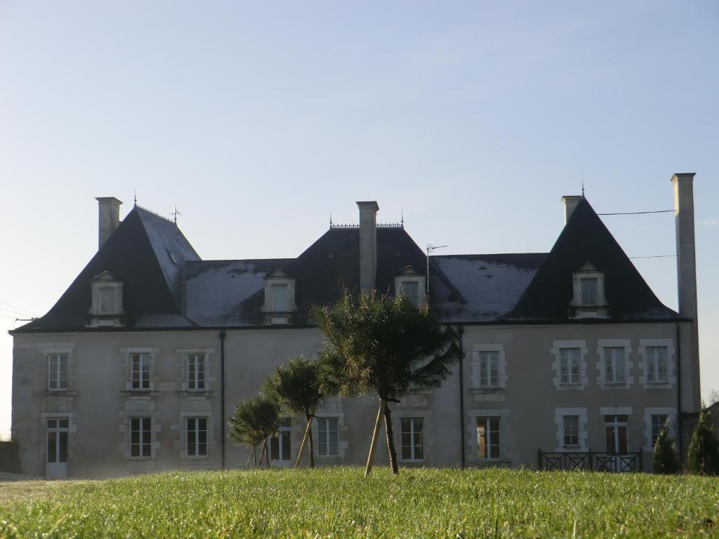 Chateau Sainte Marie Hotel Dompierre-sur-Charente Luaran gambar